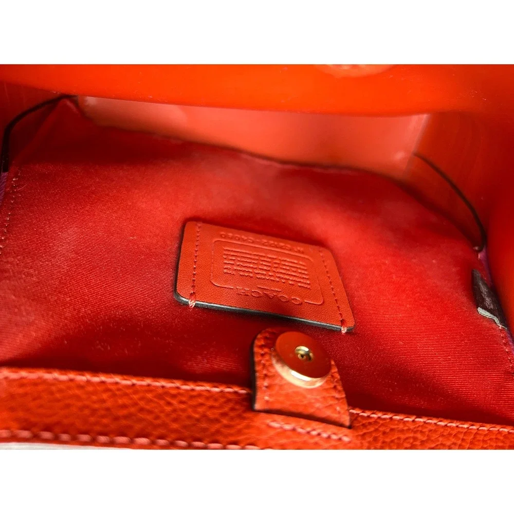 Coach‎ Small Town Bucket Bag Confetti Pink Pebble Leather Shoulder Bag Excellent